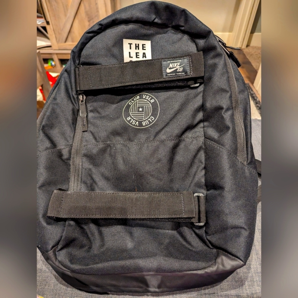 Nike SB Backpack Black The League Club VSLR